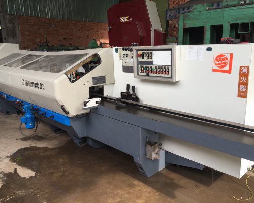 Máy bào 4 mặt 7 trục